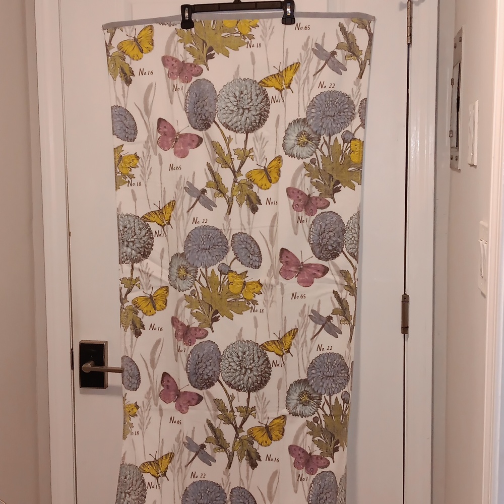 Peri Botanical Butterfly Bath Towel 54" x 27"